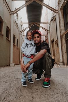 Father And Sons Photoshoot, Dad And Kids Photoshoot, Father Son Portraits, Fatherhood Aesthetic, Black Father And Son, Father Son Photography, Father Son Photos, Son Photoshoot, Father Daughter Photos