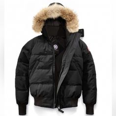 Excellent Condition Never Worn Canada Goose Parka, Canada Goose Women, Canada Goose Mens, Tricot Fabric, Mens Parka, Down Parka, Outdoor Outfit, Men Winter, Black Label