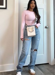 Vee_Mendoza on LTK Mom Aesthetic Outfit Summer, Hot Weather Airport Outfit, Herencia Clothing Outfits, Casual Everyday Outfits Summer, Mum Jeans Outfit Classy, Baddie Mom Outfits, Day Time Date Outfit, Vee Mendoza, Mum Jeans Outfit