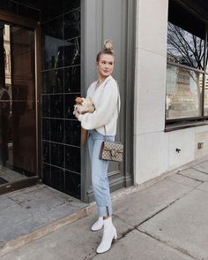 White Ankle Boots Outfit, Heels Boots Outfit, Boots Outfit Ankle, White Ankle Boots, White Booties, Boating Outfit