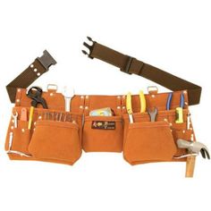 buy tool aprons, belts & pouches at cheap rate in bulk. wholesale & retail professional hand tools store. home décor ideas, maintenance, repair replacement parts Best Tool Belt, Leather Tool Pouches, Leather Tool Belt, Tool Apron, Tool Belts, Work Belt, Tooled Leather Bag, Diy Leather Bag, Tool Bags