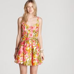 Patterson J. Kincaid X Man Repeller “Kimmy” Silk Fit And Flare Dress. A Sweetheart Neckline, Shimmering Tropical Print, Centered Gathers And Revealing Back Cutout Combine For A Fun And Flirty Dress. Never Worn And In Perfect Condition. *Sold Out Everywhere, Including Revolve And Nordstrom!!* Fitted Yellow Sundress For Casual Wear, Fitted Yellow Sundress For Casual Occasions, Yellow Fitted Tropical Dresses, Yellow Tropical Sundress With Floral Print, Yellow Tropical Dress For Summer, Lined Yellow Summer Dress, Spring Tropical Mini Dress For Day Out, Casual Yellow Mini Dress For Dress Down Occasions, Casual Yellow Mini Dress For Dress Down