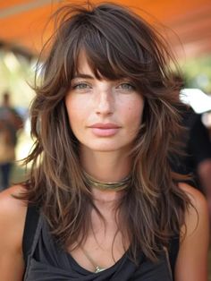 Bangs Messy Hair, Length Hair With Layers, Rock Style Haircut, Shaggy Textured Hair, French Bombshell Haircut, Long Hair Full Bangs, Shaggy Bangs Wavy Hair, Medium Length Choppy Layers With Bangs, Long Hair With Bangs And Layers Over 40