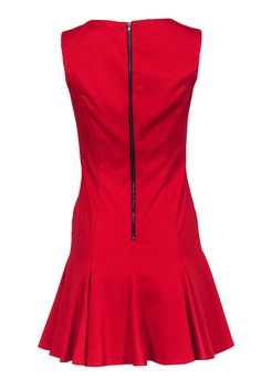 Sometimes simple is sexy, just like this red hot frock from Jay Godfrey! Made with a pleated skirt design, this is a classic cocktail mini dress to pair with patent pumps and your best golden eye look for some sultry timeless style. Size 6 86% Polyester, 12% Rayon, 2% Spandex Fitted silhouette Pleated skirt Square neckline Zippered back Waist 28” Bust 30” Total length 33” A-line Mini Dress With Pleated Back For Party, Dressy Red Fitted Mini Dress, Dressy Fitted Red Mini Dress, Stretch Pleated Mini Dress For Evening, Fitted Mini Dress With Pleated Back For Evening, Red Fitted Dressy Mini Dress, Red Fitted Mini Dress, Stretch Mini Dress With Back Zipper For Cocktail, Cocktail Mini Dress With Stretch And Back Zipper