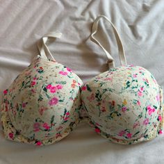 Super Push Up Size 36d Tons Of Bras Available In My Closet And All In Excellent Pretty Much Brand New Condition! Super Push Up, Ethiopian Opal Ring, Pretty Much, Push Up, Ethiopian Opal, Opal Rings, Women's Intimates, Bra, Opal