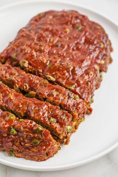 Savory mushroom lentil loaf is a delicious meatless twist on classic homemade meatloaf. Vegetarian Meatloaf Recipes Lentil Loaf, Vegetarian Meatloaf Lentils, Vegetarian Lentil Loaf, Best Vegetarian Meatloaf, Meatless Loaf, Veggie Meatloaf Recipes, Lentil Mushroom Loaf, Mushroom Loaf Vegetarian, Meatloaf With Lentils And Beef