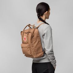 Mod House, Kanken Classic, Popular Backpacks, Fjällräven Kånken, Nature School, School Children, Mood Board Fashion, Classic Backpack, Kanken Backpack