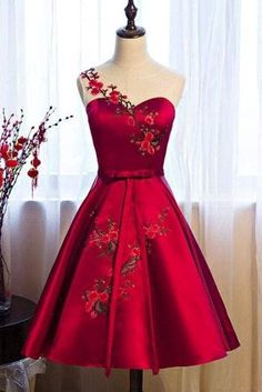 Cute Party Dress, Cute Bridesmaid Dresses, Short Formal Dresses, डिजाइनर कपड़े, Mini Prom Dresses, Cute Homecoming Dresses, Cute Dresses For Party, Satin Homecoming Dress, Dresses Cute