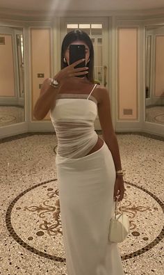 Monte Carlo Night Outfit, Evening Dress Aesthetic, Proposal Outfits For Her, Look Hippie Chic, Fest Outfits, Dresses Aesthetic, Looks Party, Ball Gowns Evening, Dress Aesthetic