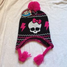 Monster High Beanie Knit Hat Toboggan Black And Pink. Condition Is New With Tags. Cute Pink Winter Beanie, Trendy Pink Beanie, Trendy Adjustable Pink Beanie, Fun Black Warm Hats, Playful Pink Beanie, One Size Fits Most, Playful Pink Beanie (one Size Fits Most), Pink Cute Soft Knit Beanie, Trendy Pink Knitted Beanie, Playful Pink Beanie