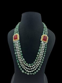 Very Gorgeous and elegant stone Necklace  Versatile. Can be paired with number of outfits. Perfect to wear at weddings occasions. Highest quality and craftsmanship Please let me know if you have any questions Formal Kundan Jewelry With Zari Work, Kundan Chandbali Temple Necklace For Formal Occasions, Kundan Chandbali Temple Necklace For Formal Events, Festive Kundan Temple Necklace For Formal Occasions, Formal Kundan Chandbali Temple Necklace, Formal Kundan Temple Necklace For Festive Occasions, Formal Chandbali Kundan Necklace With Cutdana, Temple Jewelry With Zari Work For Party, Formal Kundan Necklace With Cutdana