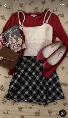 Plaid Dress Outfit Aesthetic, Italian Style Fashion Women, Style Classe, Beret Outfit, Estilo Preppy