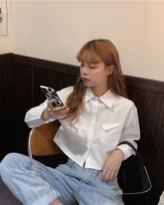 White Crop Shirt | Yuna - ITZY S White Crop Shirt, Black Beret, Kpop Shirts, Fashion Chingu, Yuna Itzy, White Crop, Crop Shirt, Types Of Shirts, Length Sleeve