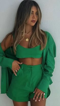 Summer Neon Outfits, Casual Outfits Long Skirt, Skirt Outfits For Summer, Long Skirt Outfits Aesthetic, Outfits Long Skirt, Green Outfit Ideas, Long Skirt Outfits For Summer, Long Skirt Top Designs, Skirt Outfits Aesthetic