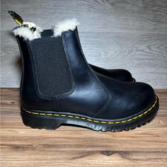 Dr. Martens Women's Leonore 2976 Faux Fur Lined Black Chelsea Boots Size: 9 Like New With Tags, No Box. Black Leather Sole Winter Boots, Black Winter Boots With Leather Sole, Classic Black Chelsea Boots For Winter, Black Ankle Chelsea Boots For Winter, Black Boots With Faux Fur Lining And Round Toe, Black Ankle Boots With Faux Fur Lining, Black Ankle Boots With Faux Fur Trim, Black Boots With Faux Fur Lining For Fall, Winter Black Boots With Faux Fur Trim