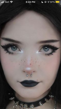 Simple Punk Eyeliner, Nose Piercing And Makeup, Cute Alt Eyeliner, Clown Makeup Drawing Reference, When They Have Pretty Eyes, Goth Cowgirl Makeup, Alt Birthday Makeup, Goth Anime Makeup, Cute Goth Makeup Looks