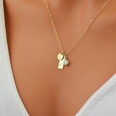 Pear Shaped Diamond Necklace, Disk Necklace, Gold Leaf Necklace, Dainty Diamond Necklace, Necklace Initial, Initial Monogram, Gold Name Necklace, Diamond Solitaire Necklace, Crescent Moon Necklace