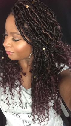 Goddess Locs Short Crochet Locs, Locs With Curly Hair, Locs Styling, Bohemian Goddess Locs, Styling Curly Hair, Goddess Locs Crochet, Awesome Hairstyles, Dreads Girl, Locs Crochet