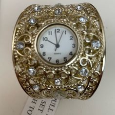 Women’s Faux Gold & Diamond Bracelet Watch, Quartz Movement, Never Worn Nwt (1127) Gold Diamond Bracelet, Bracelets Gold Diamond, Quartz Movement, Diamond Bracelet, Sonic, Bracelet Watch, Gold Diamond, Women Jewelry, Queen