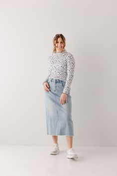 'Laura' Petite Length Denim Midi Skirt Skirts With Sneakers, Casual White Sneakers, Fashion Over 50 Fifty Not Frumpy, Long Jean Skirt, Modest Skirts, Walk In The Park, Denim Maxi Skirt, Fitted Top, Denim Midi Skirt