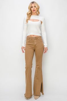 These jeans are designed to elevate your fashion game with a flattering high-rise waist that accentuates your curves. The side slit detailing adds a touch of edginess, allowing you to show off your favorite shoes while strutting your stuff. Crafted from premium, stretchy denim, these flare jeans offer a fabulous fit that complements any body shape. Whether you're heading to a casual outing or a night on the town, these jeans will be your go-to choice for an effortlessly chic look. Features: Slit Denim Flares, Skirt Leggings, Plus Size Tops, Color Light, Fashion Games, Flare Jeans, Set Dress, Denim Dress, Plus Size Dresses