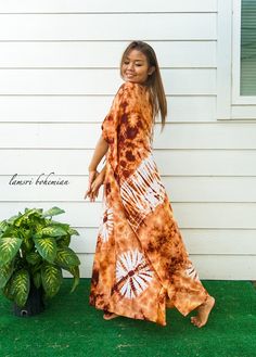 "🌈 Tie Dye Hippie Kaftan Dress, Loose Fit Tie Dye Dress, Beach Dress, Tie Dye Clothing, Oversize Kaftan Dress, Tye Dye Poncho, Tye Dye Shibori Measurement and detail: 👉Fabric: 100% Breathable and Comfy Rayon 👉Method: Hand Dyed (machine washable) 👉Size: One Size Fits Most (M-4XL) Extremely comfy 👉Length of Dress: 46\" 👉Width of Dress: 45\" 👉Bust 60\"- 90\" ------------------------------------------- 🌸Care Instruction: We recommend hand wash your dress in cold water and hang to dry. Do not Bohemian Short Sleeve Dresses In Natural Dye, Hand Dyed Bohemian Maxi Dress, Tie Dye Natural Dye Dress For Beach, Brown Relaxed Fit Dress For Beach, Bohemian Flowy Hand Dyed Maxi Dress, Brown Batik Print Dress For The Beach, Brown Relaxed Fit Beach Dress, Brown Batik Print Beach Dress, Tie Dye Natural Dye Dress For Beach Cover-up