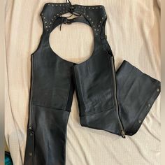 Women’s Xs 100% Leather Motorcycle Chaps - Worn 1x For A Photo Shoot. Corset Waist Tie, Brass Snap Details. Stored In Non-Smoking Home. Cowgirl Chaps, Motorcycle Chaps, Jumpsuits Women, Corset Waist, Waist Tie, Jumpsuits For Women, Boot Cut, Photo Shoot, Pant Jumpsuit