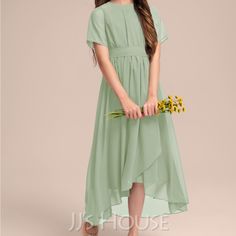 Junior Bridesmaid Dresses Color = Celadon Size = J14 New With Tags. Unworn High Low Ball Gown, Champagne Color Dress, Bridesmaid Dress Color, Jjs House, Flower Girl Dresses Blue, House Green, Girls Bridesmaid Dresses, House Dresses, Ball Gowns Princess