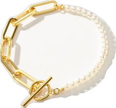 Elegant Metal Chain Bracelet With Pearl, Formal Adjustable Pearl Chain Bracelet, Modern Gold Pearl Bracelets, Modern Gold Pearl Bracelet, Elegant Formal Pearl Bracelet With Chain, Elegant Gold Chain Bracelet With Pearl Charm, Elegant Pearl Bracelet With Chain, Elegant Pearl Bracelet With Chain Detail, Classic Gold Pearl Chain Bracelet