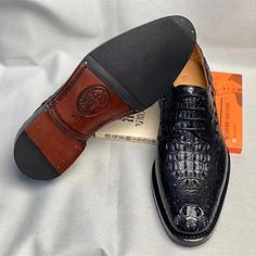 Authentic Crocodile Skin Businessmen Dress Shoes Genuine Alligator Leather 100% Handmade Cowhide Alligator Shoes, Crocodile Shoes, Business Event, Mens Fashion Classic, Oxford Dress Shoes, Crocodile Skin, Leather Skin, Crocodile Leather, Pointed Toe Shoes