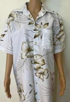 Conlept Surf-Mens, White/Beige, Tropical/Flower, 100% Polyester, Button Up, Casual Shirt. Size-L  Measures: Shoulders-19.5", Chest-42-44", Sleeve-10.5", Length-31". Condition-Excellent/New White Button-up Hawaiian Shirt For Spring, White Collared Shirt For Beach, White Collared Beach Shirt, White Collared Shirt For Vacation, Collared Hawaiian Shirt With Buttons And Relaxed Fit, Relaxed Fit Collared Hawaiian Shirt With Buttons, White Collared Hawaiian Shirt For Vacation, White Hawaiian Camp Shirt With Relaxed Fit, White Relaxed Fit Hawaiian Camp Shirt