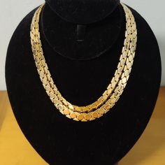 Beautiful Authentic Vintage Givinchi Runway Couture Collar Double Chain Gold Tone Collar. Excellent Condition Measures 16" Givenchy Jewelry, Vintage Runway, Double Chain, Chain Gold, Black Spinel, Collar Necklace, Gold Tone Metal, Womens Jewelry Necklace, Givenchy