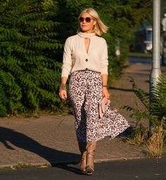 Herbstliche Outfit-Inspirationen für jeden Tag - 7 verschiedene Looks | Lieblingsstil Rugged Style, Long Skirt, Jimmy Choo, Fashion Blog, Street Style