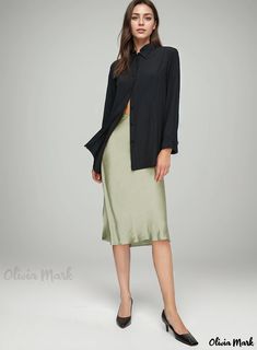 Olivia Mark - High-Waisted Silk Midi Skirt with Flowy Silhouette and Elegant Pearl Shimmer Versatile Green Relaxed Fit Skirt, Green Skirt For Daywear, Green Lined Skirt For Daywear, Midi Silk Skirt, Silk Midi Skirt, Elegant Drapes, Mermaid Fashion, Silk Skirt, Types Of Skirts