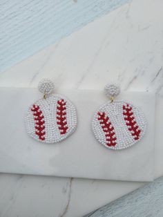 Hand Beaded Earrings. Baseball Beaded Earrings, Embroidery Earring, Hand Beaded Earrings, Bead Heart, Baseball Earrings, Beaded Jewlery, Handmade Earring, Earrings Diy, Bead Embroidery Jewelry