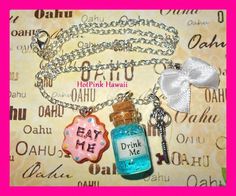 Alice Wonderland Eat Me Cookie Drink Me Charm Bottle Bow Key Silver Plated USA #HotPinkHawaii #Charm Glass Bottles With Corks, Eat Me, Drink Me, Cork Stoppers