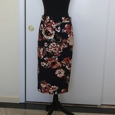 Iris Floral Pencil Skirt Or May Be Worn As A Dress. Black Background, Wide Elastic, Midi Length Skirt Or Mini Tunic Dress. Nwot Size L (14 Jr.) Fitted Floral Print Pencil Mini Skirt, Floral Print Pencil Mini Skirt, Floral Print Knee-length Skirt For Work, Black Floral Print Pencil Skirt, Knee-length Floral Print Skirt For Work, Workwear Floral Print Knee-length Skirt, Floral Print Mini Skirt For Work, Relaxed Floral Print Pencil Skirt, Relaxed Pencil Skirt With Floral Print