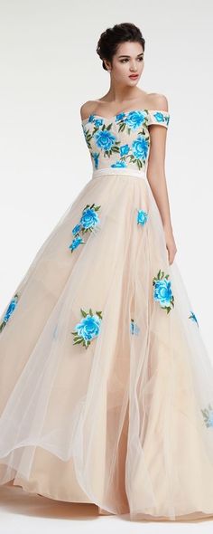 Quinceanera Champagne, Ball Gown Prom Dress, Dress Quinceanera, Cheap Gowns, Floral Prom Dresses, Dresses Princess, Trendy Dress, Gown Prom