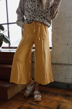 Relaxing Robin Wide Leg Pant - Mustard | Three Bird Nest Color Wide Leg Pants, Natural Kibbe, Funky Pants, Three Bird Nest, Flattering Pants, Free Spirit Style, Cute Pants, Cute Preppy Outfits, Brunch Outfit