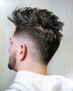 V Cut Hairstyle, V Cut Hair, V Shaped Haircut, Drop Fade, Gents Hair Style, Mid Fade