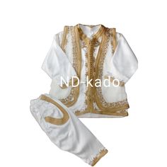 Traditional outfit for children. This set consists of three parts: - Top - Waistcoat - Pair of trousers This Jabador is great for circumcision or for celebrations or other occasions such as weddings. Don't hesitate to follow me on Instagram to stay up to date with the latest news and discounts: @nd.kado Many other items are available on our website feel free to check it out: www.nd-kado.com The best items are at nd-kado.com Traditional White Pant Set For Wedding, Traditional Dabka Pant Set For Eid, White Embroidered Pant Set For Eid, White Dabka Sets For Eid, Traditional White Baptism Sets, Traditional White Pant Set For Diwali, Traditional White Pant Set For Festive Occasion, Traditional White Fitted Pant Set, Traditional Fitted White Pant Set