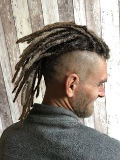 Dreads Undercut, Undercut Dreads, Mohawk Men, Dreadlock Mohawk, Dreads With Undercut, Dreadlock Extension, Hairstyles Mohawk, Dreadlock Rasta