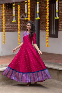 Chudidhar Designs, Saree Gowns, Long Dress Patterns, Style Kurti, Embellished Jumpsuit