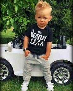 Top Baby Names 2014 for Boys #cute #adorable #Beatles Black Family Matching T-shirt For Playtime, Top Boy Names, Boy Name Meanings, Baby Boy T Shirt, Baby Boy Clothing Sets, Style Winter, Nike Shox