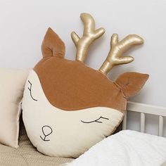 there is a pillow that has been made to look like a reindeer's head