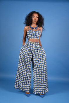 NEW Bossy Bustier Crop Top African print by RAHYMA on Etsy ~African fashion, Ankara, kitenge, African women dresses, African prints, Braids, Nigerian wedding, Ghanaian fashion, African wedding ~DKK Mode Edgy, Afrocentric Style, African Pants, Nigerian Fashion Ankara, Nigerian Style, Dresses African