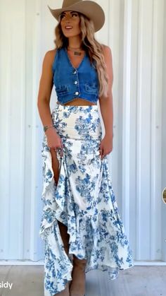 Western Skirt Outfits Summer, Flowy Denim Skirt Outfit, Spring Denim Flowy Skirt, Spring Picnic Outfit, Coastal Cowgirl Skirt Outfit, Western Beach Outfit, Country Concert Outfit Long Skirt, Country Skirt Outfits, Dressy Country Outfits Women