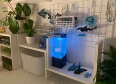 Ocean Themed Pc Setup, Ocean Apartment Decor, Water Room Aesthetic, Ocean Gaming Setup, Ocean Acubi Room, Aquarium Themed Room, Sea Animal Room, Oceancore Room, Ocean Inspired Room