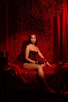 Red Inspired Photoshoot, Photoshop Ideas Black Women, Couch Birthday Photoshoot, Roses Background Photoshoot, 29 Birthday Photoshoot Ideas For Women, Picture Themes Ideas, Halloween Photoshoot Ideas Black Women, Black Women Valentines Day Photoshoot, Birthday Photoshoot Ideas 24th Birthday