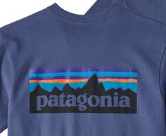 Would you have ever guessed this Patagonia Men's P-6 Logo Responsibili-Tee® in Dolomite Blue is made from 4.8 plastic bottles, .26 pounds of fabric scrap, and saves 63 gallons of water compared to a conventional cotton T-shirt? Pretty awesome! Taped shoulder seams for comfort and fit retention Made with 100% recycled fabrics Screen-print inks are PVC- and phthalate-free Fair Trade Certified™ sewn Patagonia original art Free Fair, 6 Logo, Recycled Fabric, Fabric Scraps, Pretty Cool, Plastic Bottles, Screen Print, Fair Trade, Patagonia